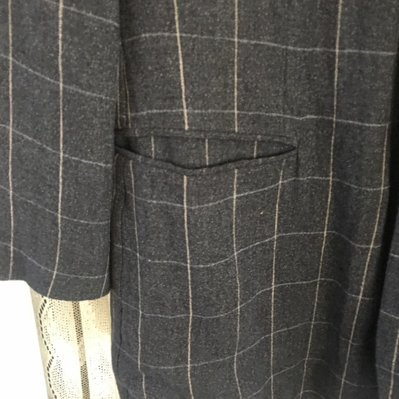 Host Pick: Armani Collezioni Men's Linen Blazer 40R - Picture 3 of 8